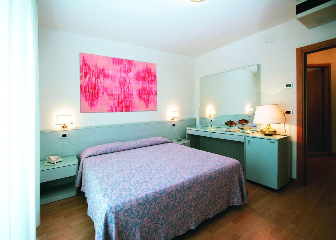 Meridianus Hotel 4*